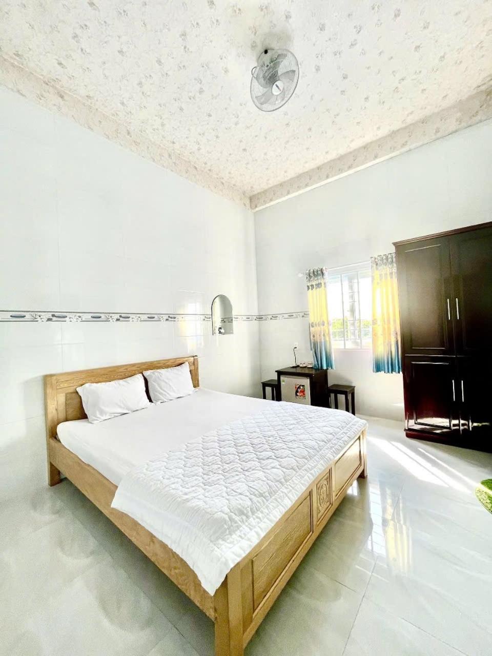 Thanh Trinh Hotel Dao Phu Quy Cu Lao Thu Exterior foto